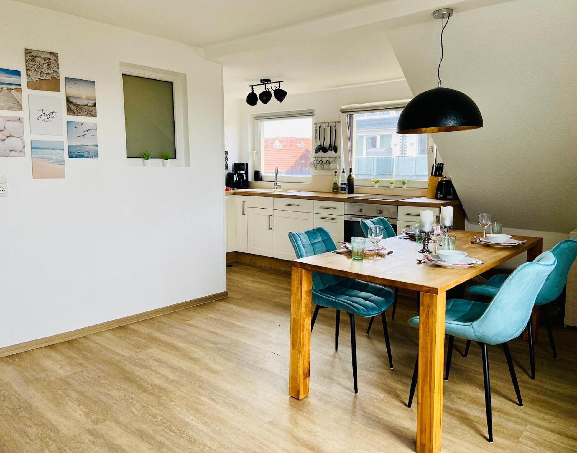 Apartment Deck 7 -